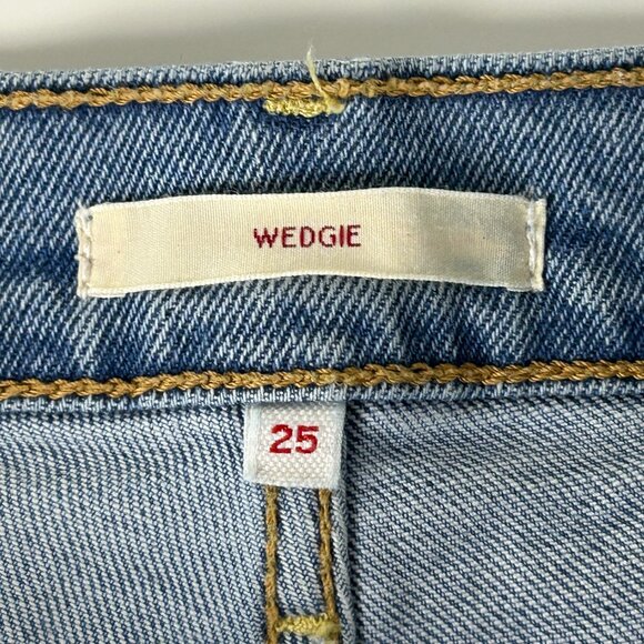 Levi Jeans Women 25 Wedgie Icon Fit Button Fly Slim Straight Stretch Light Wash - Picture 12 of 16